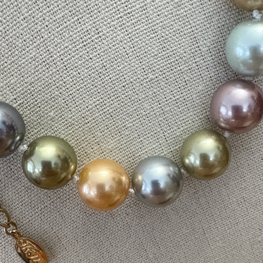 Kenneth Jay Lane KJL 2009 Inaugural First Lady Faux Pearl Pastel Necklace 14mm - Picture 5 of 9